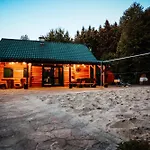Swierkowe Zacisze Chalet Budzow (Sucha)