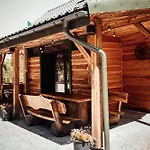 Chalet Swierkowe Zacisze Budzow (Sucha)