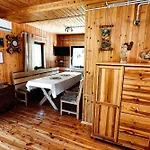 Swierkowe Zacisze Chalet *